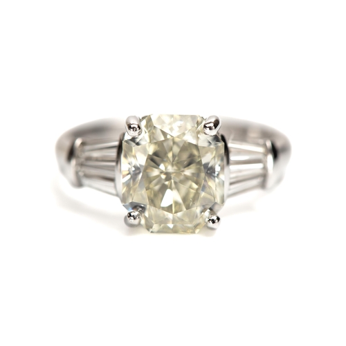 992 - A NATURAL CERTIFIED DIAMOND DRESS RING, 4.21 CARATS