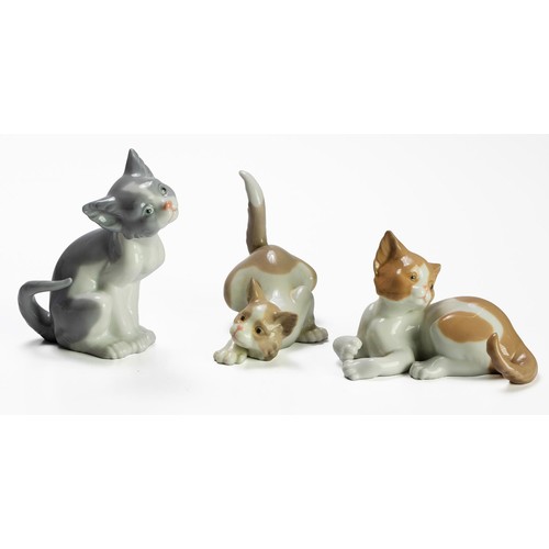 418 - THREE LLADRO CATS