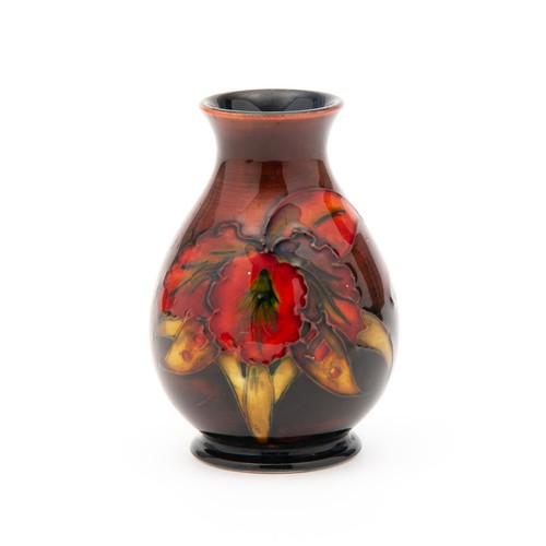 299 - A SMALL MOORCROFT 