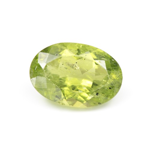 919 - AN UNSET PERIDOT 8,91 CARATS