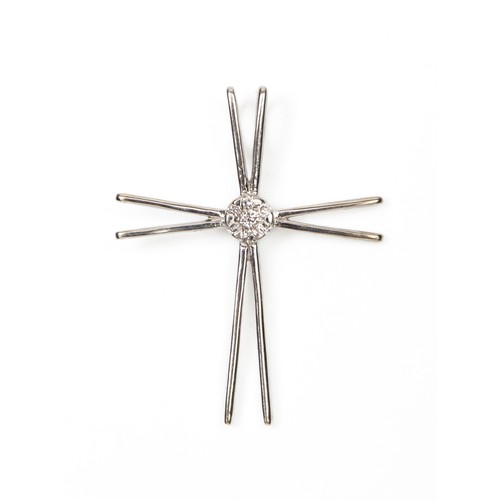 967 - A DIAMOND CROSS PENDANT