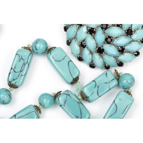 877 - A SET OF TURQUOISE COSTUME JEWELLERY