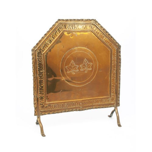 124 - A BRASS FIRE SCREEN