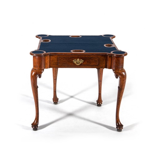 564 - A GEORGIAN OAK GATELEG GAMES TABLE