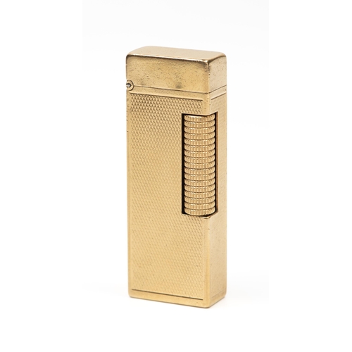 69 - A DUNHILL LONGCASE LIGHTER