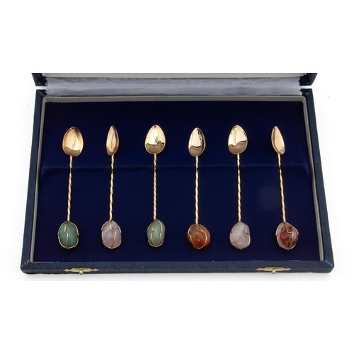 879 - A CASED SET OF SIX SILVER MOCHA SPOONS, IMPRESSED .800