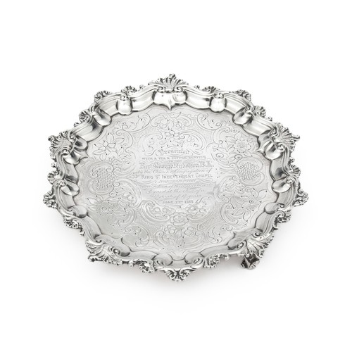 690 - A WILLIAM IV SILVER SALVER, JOSEPH CRADDOCK AND WILLIAM KER REID, LONDON, 1823