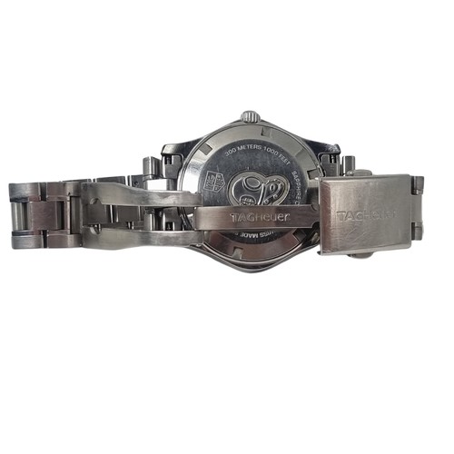 980 - A LADIES TAG HEUER AQUARACER WRISTWATCH