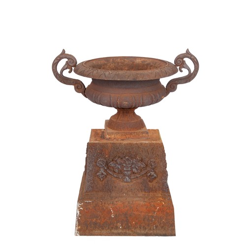 576 - A CAST IRON GARDEN URN