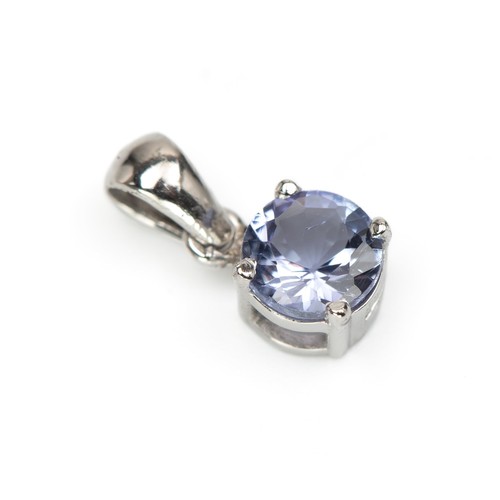 941 - A TANZANITE PENDANT, 0.38 CARATS