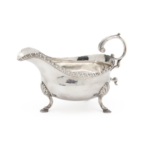 700 - A SILVER SAUCE BOAT, EDWARD, EDWARD JUNIOR, JOHN AND WILLIAM BARNARD, LONDON, 1839