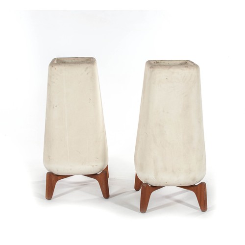 1086 - A PAIR OF TERRA PLANTERS, DESIGNED BY LAURIE WIID VAN HEERDEN FOR INDIGENUS