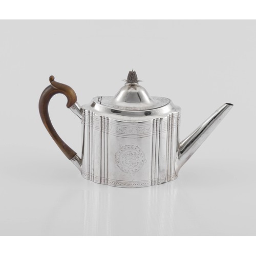 677 - A GEORGE III SILVER TEAPOT, MAKERS MARK 'JM', DUBLIN, 1796