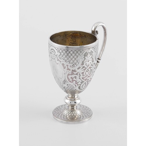 714 - A VICTORIAN SILVER CHRISTENING MUG, JAMES MUIRHEAD AND SONS, GLASGOW, 1865