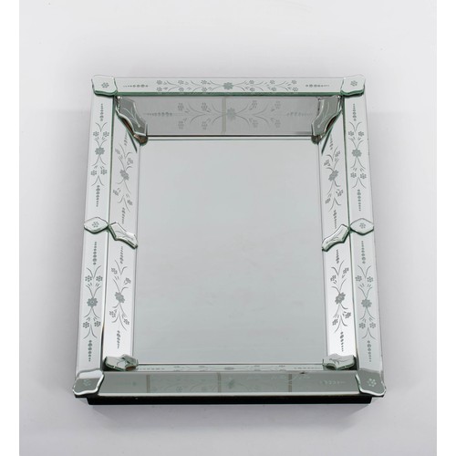 1113 - A VENETIAN STYLE MIRROR, MODERN