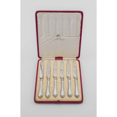 741 - A CASED SET OF SIX GEORGE V SILVER DESSERT KNIVES, WILLIAM HUTTON AND SONS LTD, SHEFFIELD, 1915