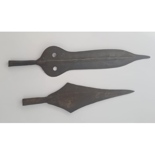 131 - TWO CURRENCY BLADES, DRC