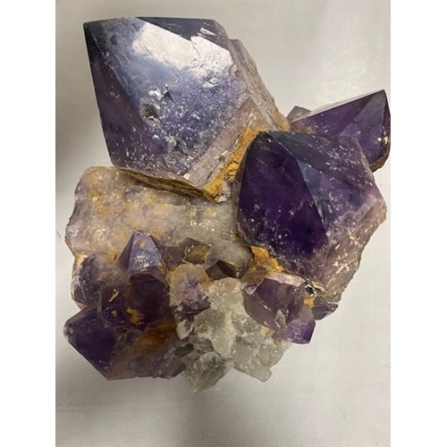 880 - A DEEP PURPLE NATURAL AMETHYST QUARTZ