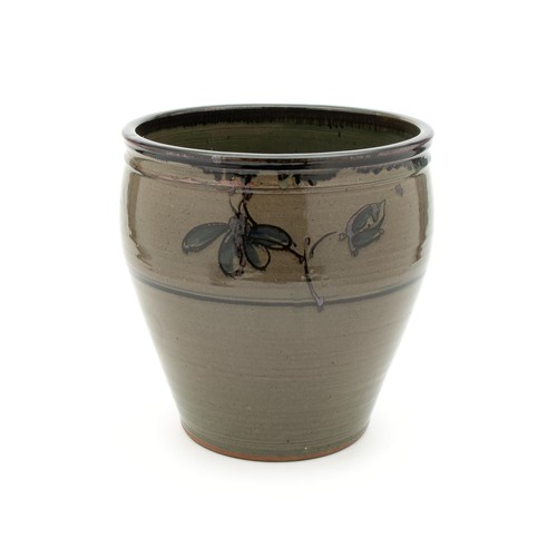 1340 - A CERAMIC PLANTER