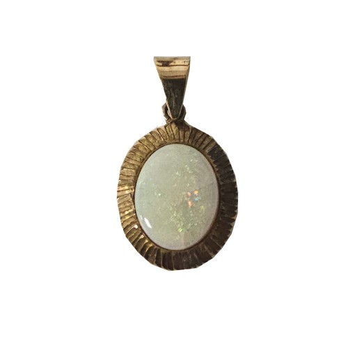 209 - AN OPAL PENDANT