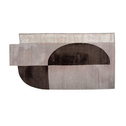 303 - A MODULAR GIORGETTI RUG, MODERN 587 by 343cm