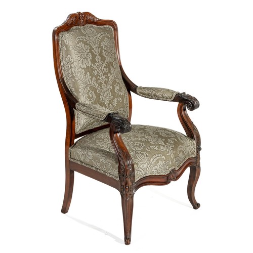 322 - A VICTORIAN-STYLE MAHOGANY ARMCHAIR