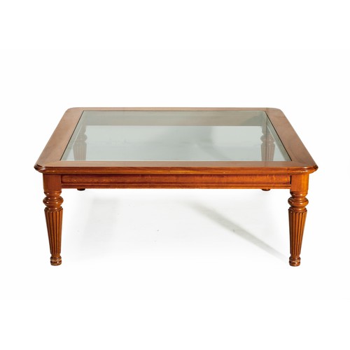 375 - A MAHOGANY COFFEE TABLE, MODERN