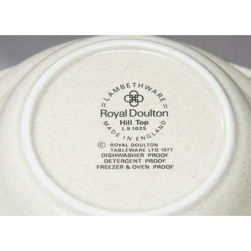 563 - A ROYAL DOULTON 