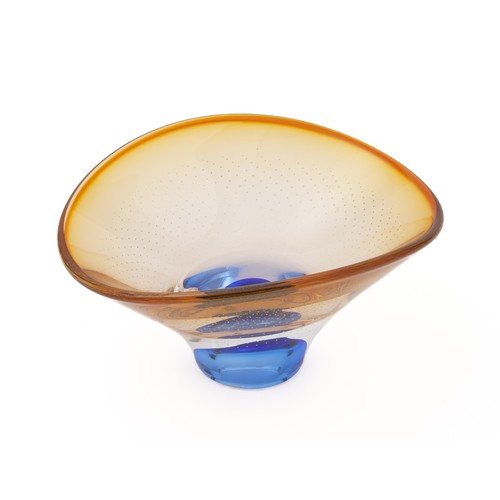 474 - AN AMBER AND BLUE KOSTA BODA GORAN WARFF BOWL