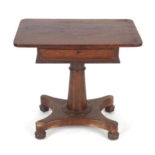 317 - A WILLIAM IV MAHOGANY OCCASIONAL TABLE