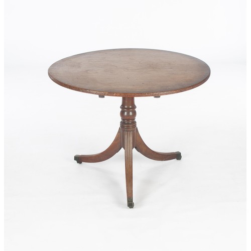 313 - A REGENCY MAHOGANY TRIPOD TABLE