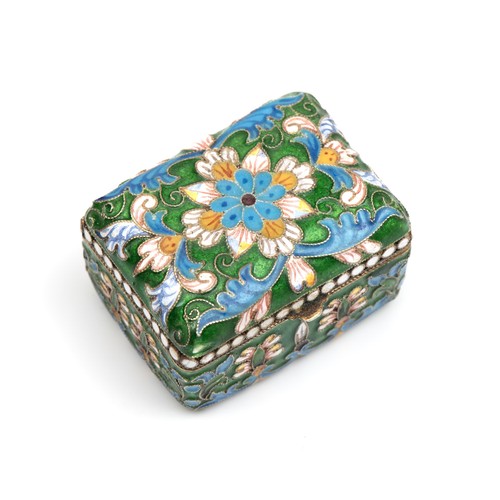 1108 - A RUSSIAN 88 ZLOTNIK GRADE SILVER AND ENAMEL PILL BOX