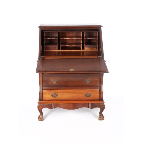 916 - AN IMBUIA BUREAU, MID 20TH CENTURY