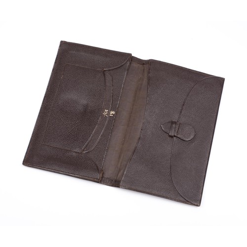 1027 - A LEATHER TRAVELLERS WALLET