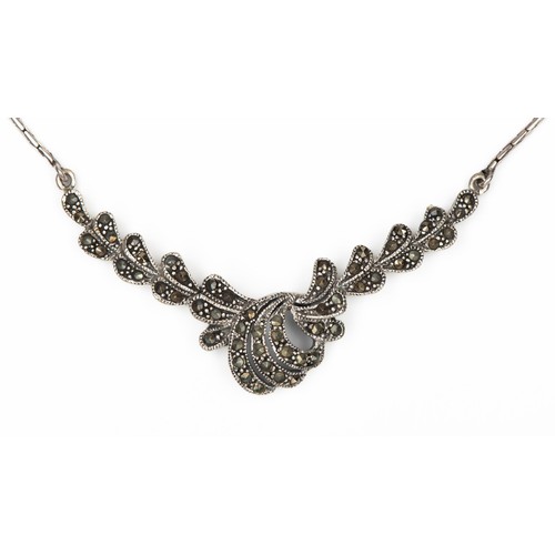 1033 - A SILVER MARCASITE NECKLACE