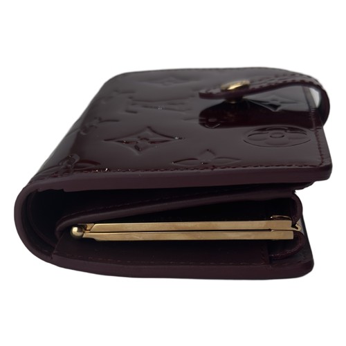 5 - A LOUIS VUITTON VERNIS FRENCH PURSE WALLET