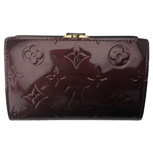 5 - A LOUIS VUITTON VERNIS FRENCH PURSE WALLET