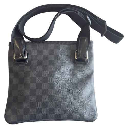 6 - A LOUIS VUITTON SLING BAG DAMIER GRAPHITE, THOMAS BLACK