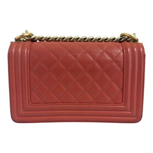 31 - A CHANEL SMALL BOY BAG