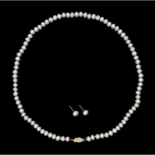 338 - A SUITE OF FRESHWATER CULTURED PEARL JEWELLERY
