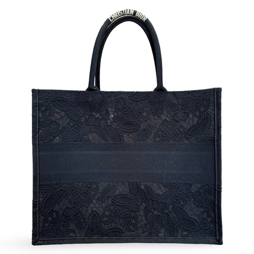 291 - A CHRISTIAN DIOR EMBROIDERED BOOK TOTE BAG