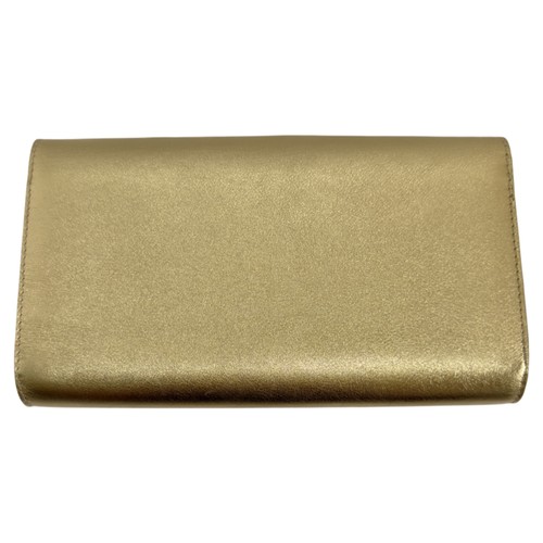 277 - A LOUIS VUITTON LOUISE CLUTCH BAG