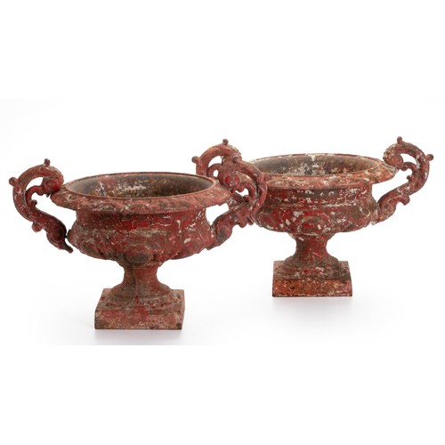 526 - A PAIR OF CAST IRON GARDEN URNS, FRANCE