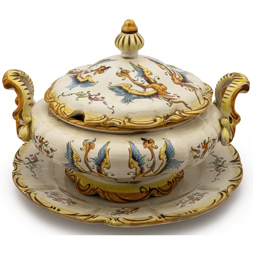 512 - AN CAPODIMONTE SOUP TUREEN AND MATCHING UNDER PLATE