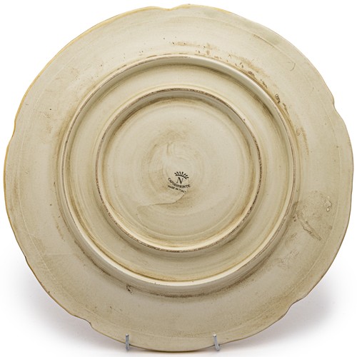 512 - AN CAPODIMONTE SOUP TUREEN AND MATCHING UNDER PLATE