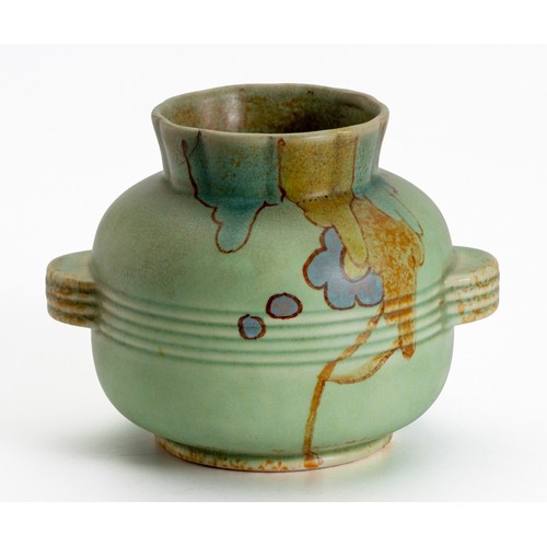 479 - A CROWN DEVON 'ODEON' VASE, 1930S