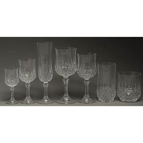 503 - A SET OF CRYSTAL GLASSWARE