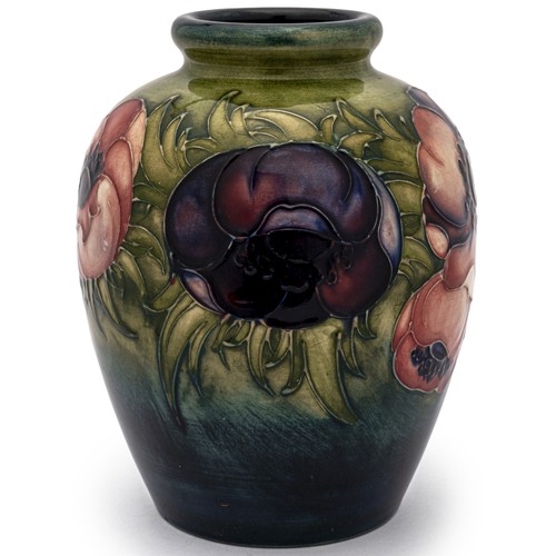 478 - A MOORCROFT ANEMONE PATTERN VASE