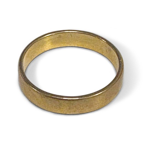 755 - A GOLD WEDDING BAND