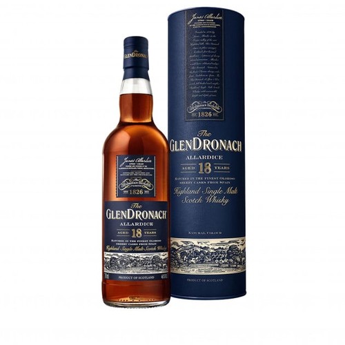 40 - A BOTTLE OF GLENDRONACH 18 YEAR OLD HIGHLAND SINGLE MALT SCOTCH WHISKY